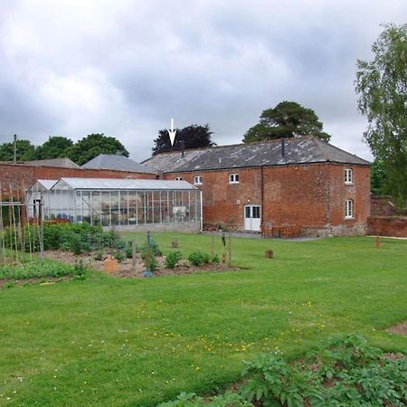 The Coach House Villa Ottery St Mary Exterior photo